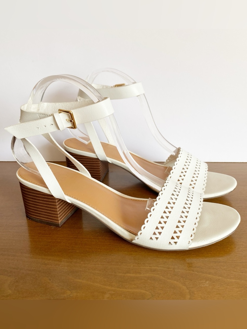 J. Crew Sandals Women's Size 11 Block Heel Open Toe White White Ankle Strap Lace
